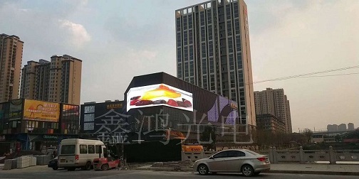P10mm戶(hù)外LED廣告顯示屏230㎡ 落戶(hù)上海