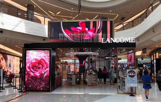 海南三亞國際免稅店3.91透明屏